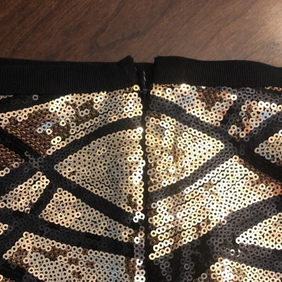 Moda International Sequin Mini - Picture 6 of 13